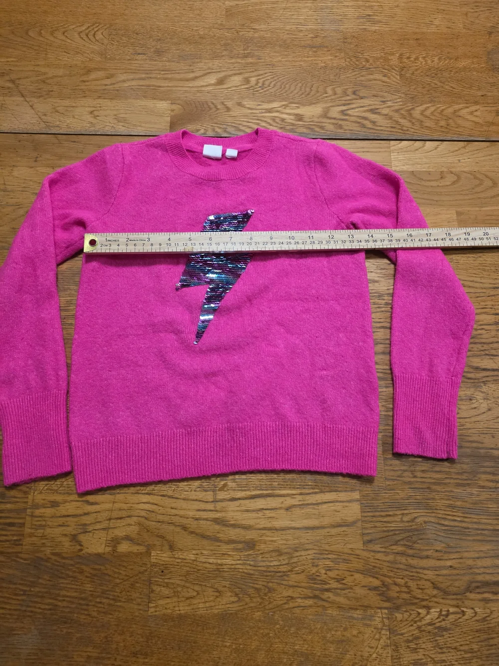 GAP bold hot
